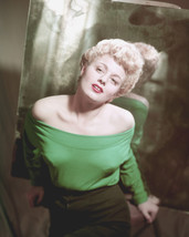 Shelley Winters sexy vampish pose 1950&#39;s color 11x14 Photo - £11.98 GBP
