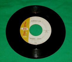 1960 Vinyl 45 Record Duane Eddy Kommotion Theme For Moon Children Jamie 1163 Vtg - £3.91 GBP