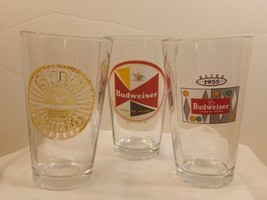 Set of 3 Vintage/ Retro Beer Pint Collector Glasses/ Barware - $31.68
