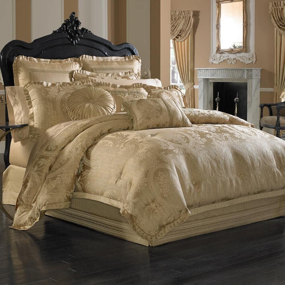 J. Queen New York Napoleon 4-Pc. Comforter Set, King-Gold T4103678 - $460.35