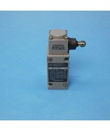 Allen Bradley 802T-KTP Series H Limit Switch Side Push Vertical Roller 4... - £117.70 GBP