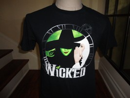 Black Wicked Broadway Green For Good Cotton  T-shirt Adult M NICE Defy G... - £15.50 GBP