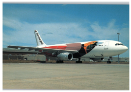 Air Niugini Airbus at Melbourne Airplane Postcard - £7.39 GBP