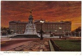 United Kingdom UK Postcard London Buckingham Palace At Sunset - £2.34 GBP