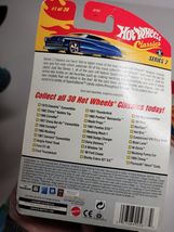 3 Hot Wheels Classics Series 2 1970 Chevelle, 1965 Bonneville, 1957 Thunderbird image 7