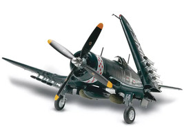 Level 4 Model Kit Vought F4U-4 Corsair Fighter Aircraft 1/48 Scale Model by Reve - £31.40 GBP