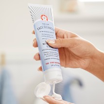 Mini Pure Skin Face Cleanser - $485.35 MXN