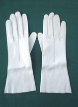 Vintage Size 8 Lady Gay NEW Old Stock Ivory Pebbled Kid Leather Doeskin Gloves - £28.69 GBP