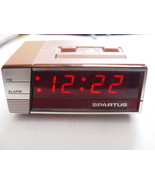 Spartus Digital LED Clock  Ultra Retro - $399.15 MXN
