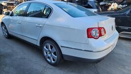 Fuel Injection Parts Fuel Rail 3.6L Lower Fits 06-10 12-18 PASSAT 69880 image 14