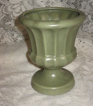 Haegar Pottery- Pedestal Vase /Jardiniere-Sage-USA - £11.15 GBP