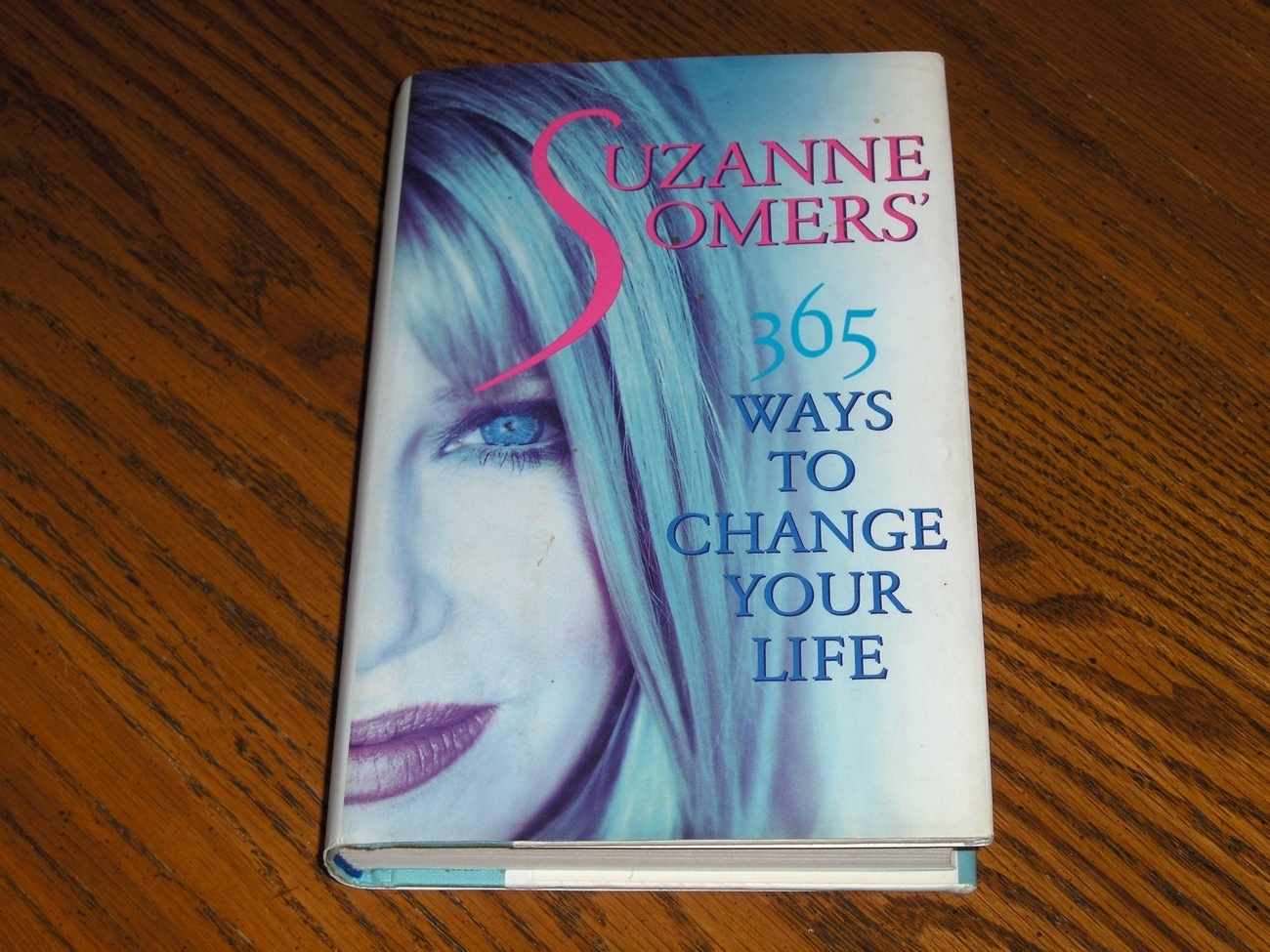 365 Ways To Change Your Life Suzanne Somers - Books