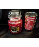 Yankee Candle Red Berry &amp; Cedar 14.5 oz Tumbler Jar Candle Rare NEW - $1,065.08 MXN
