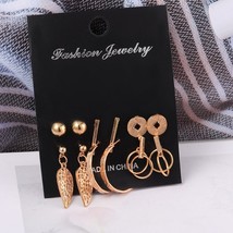  s earrings set korean geometric stud earrings for women korean gold plated metal pearl thumb200