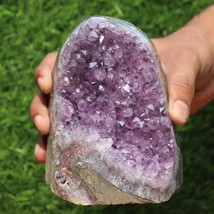Amethyst Geode cathedral crystal cluster - 4X4X5 Inch(3.14Lb) - £157.45 GBP