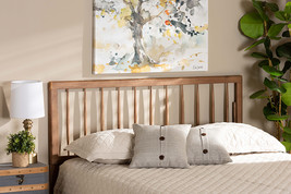 Valtina Ash Walnut Queen Size Headboard - $2,279.20 MXN