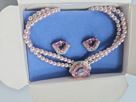 Avon Pink Pearlesque 2 strand Stunning Necklace &amp; Earrings / box /25 - £19.90 GBP