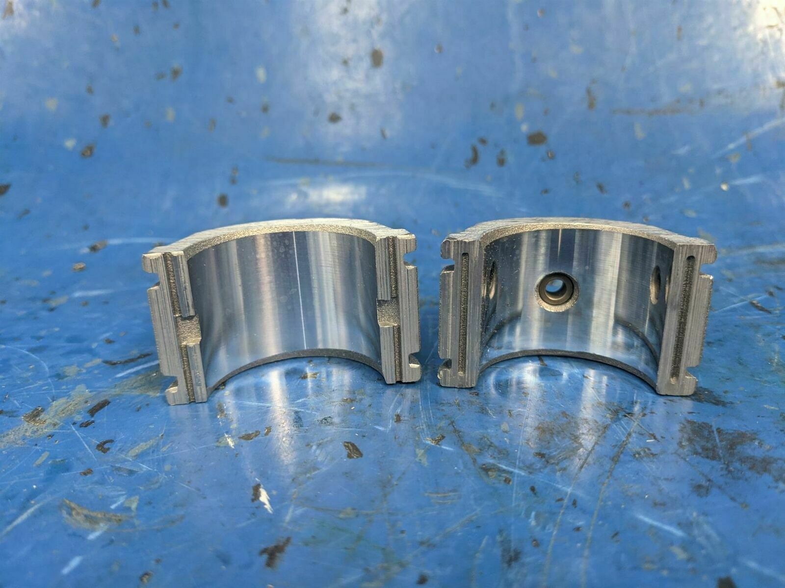 Detroit Diesel Camshaft Bearing Set, .010 US 5196025 - $13.00