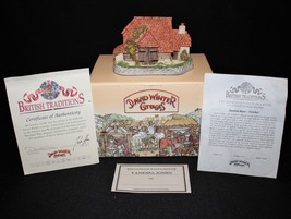 David Winter Harvest Barn Cottage 1990 October British Traditions, Origi... - $14.95