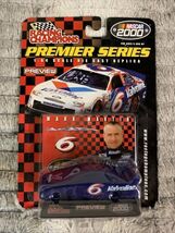 NASCAR 2000 Racing Champions Premier Series 1:64 Scale Mark Martin #6 Va... - $108.78 MXN