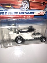 1998 Hot Wheels #648 First Editions 13/40 HOT SEAT White/Black w/5Spoke A2 - $2.87 CAD