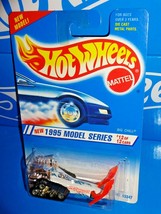 Hot Wheels 1995 Model Series #12 Big Chill White w/ Shredder Tampos Orange Skis - £2.96 GBP