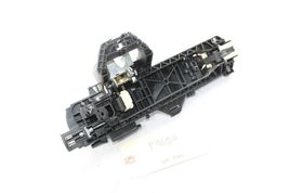 08-11 MERCEDES C350 C300 W204 FRONT OR REAR RIGHT EXTERIOR DOOR HANDLE P9684 image 9