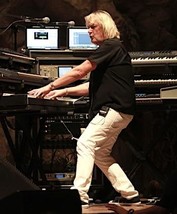 Geoff Downes - Asia 8&quot;x10&quot; Concert Photo - $294.14 MXN