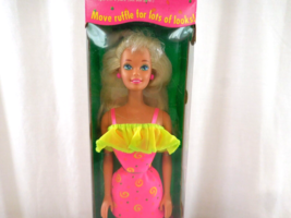 Barbie 1994 Ruffle Fun Barbie Doll Blonde Mattel 12433 NRFB New in Box - £14.82 GBP