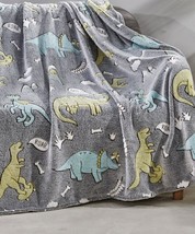Dinosaur Gray Glow-In-The-Dark Print Minky Fleece Blanket, 50&quot; X 60&quot; - $393.53 MXN