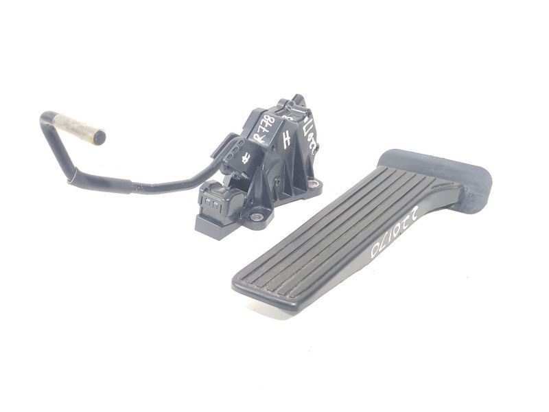 Primary image for Accelerator Gas Throttle Pedal PN 78110-50010 OEM 2007 Lexus LS46090 Day Warr...