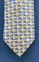 Peterborough Row Bloomingdales Turtles Yellow Blue Men&#39;s Silk Neck Tie - £19.56 GBP