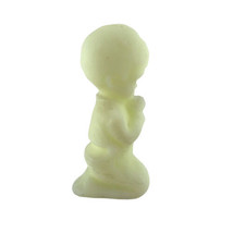 Fenton Child Figurine Custard Art Glass Praying Religious Signed Sticker... - $27.84
