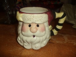 Holiday Elegance Santa Claus Large Mug - $280.22 MXN
