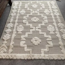 Cream Ivory Beige Tufted Boho Area Rug - 7X10 Feet Indoor/Outdoor - £124.92 GBP