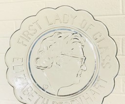 Elizabeth Degenhart Commemorative Plate First Lady of Glass Vintage 1970s 5.5&quot; - £11.45 GBP
