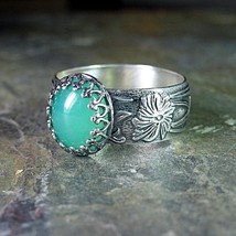 Newest Boho Rings for Men or Women Ellipse Large Green Stone Vintage Old Silver  - £6.84 GBP
