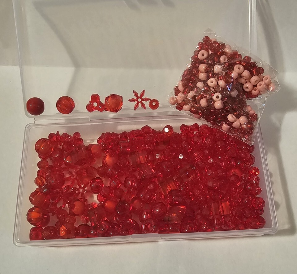 Lot Of Plastic beads for Jewelery And Crafts Glass Plastic Multi Sizes -... - $2.97 Lot Of Plastic beads for Jewelery And Crafts Glass Plastic Multi Sizes -... - $2.97