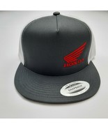 Honda Motorcycles Flat Bill Cap Hat Trucker Mesh Snapback Gray &amp; White Y... - $27.71