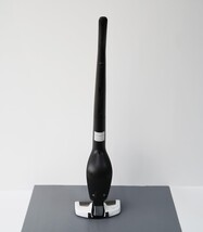 Electrolux Ergorapido Modern Cordless 2-in-1 Vacuum EHVS2510AW READ image 3