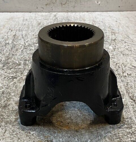 Spicer Yoke 199-4 | SD790 | 60mm Bore 83mm OD 4-1/2&quot; H 5-3/8&quot; L 4&quot; W - $56.99
