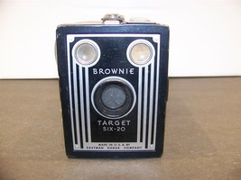Brownie Target Six - 20 Camera Vintage - £35.95 GBP