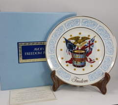 Vintage 1974 Collector&#39;s  Plate &quot;FREEDOM&quot; Plate by Avon 8.75&quot; Wedgwood X... - $12.00