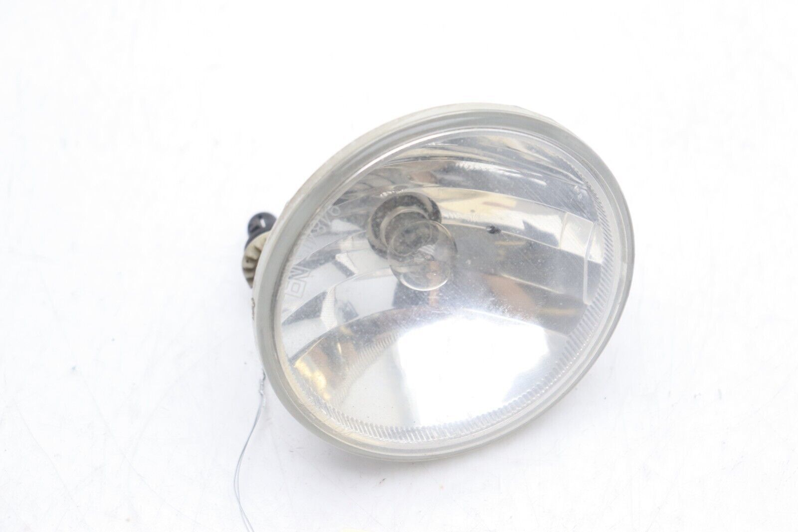 10-11 CHEVROLET CAMARO RIGHT PASSENGER RH FOG LIGHT E0716 - $34.36