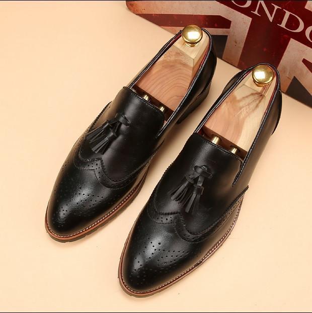 NEW Handmade Men Wingtip brogue Tassels Shoes Men Black color dress shoes loafer