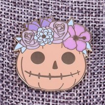 Happy Halloween Rustic Spooky Pumpkin Collectable Funny Pin Badge Brooch Enamel - £6.37 GBP