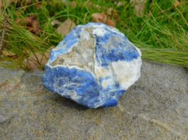 Sodalite Natural Rough Stone 284g Energy Healing Throat Chakra Calm Vibr... - £18.96 GBP