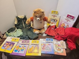 Vtg Plush (1985) Teddy Ruxpin W/2 Outfits, 7 Books, &amp; 7 Tapes. Sound Works Only - £107.27 GBP