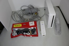 Nintendo Wii Gaming Console Sensor +Cords Gamecube Compatible White RVL-001(USA) - £31.07 GBP