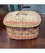 Vintage Multicolored Picnic Or Sewing Basket - 11x12x10” - $376.14 MXN